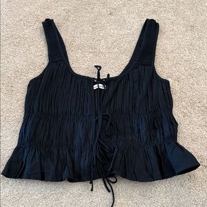 Black Abercrombie tie front tank